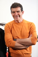Antonio Banderas Longsleeve T-shirt #3717410