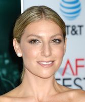 Ari Graynor tote bag #G1128533