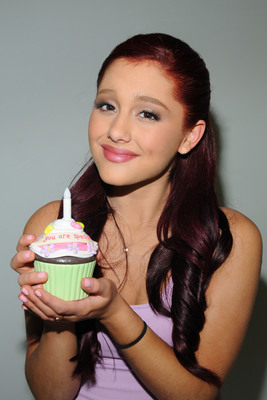 Ariana Grande magic mug #G348067
