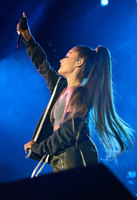 Ariana Grande tote bag #G1036164
