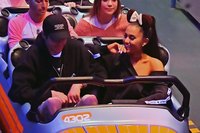 Ariana Grande Sweatshirt #3268913