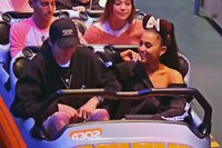 Ariana Grande Longsleeve T-shirt #3268917