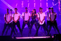 Ariana Grande Longsleeve T-shirt #3310853