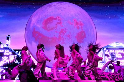 Ariana Grande posters