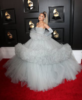 Ariana Grande mug #G2555986