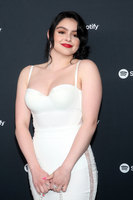 Ariel Winter longsleeve t-shirt #3939631