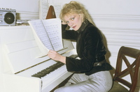 Arielle Dombasle longsleeve t-shirt #2112553