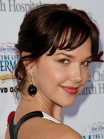 Arielle Kebbel Sweatshirt #1466458