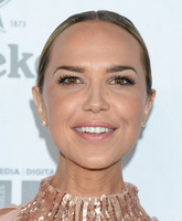 Arielle Kebbel Sweatshirt #3719139