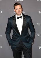 Armie   Hammer Longsleeve T-shirt #2867209