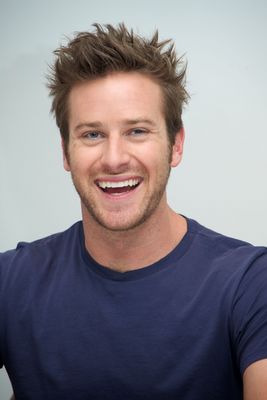 Armie Hammer Poster 2337030