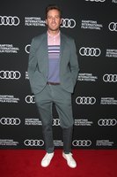 Armie Hammer Longsleeve T-shirt #2782120