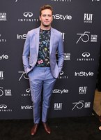 Armie Hammer Longsleeve T-shirt #2899441