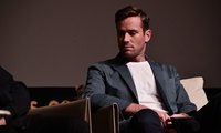Armie Hammer Longsleeve T-shirt #2934235