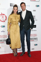 Armie Hammer Longsleeve T-shirt #3090982
