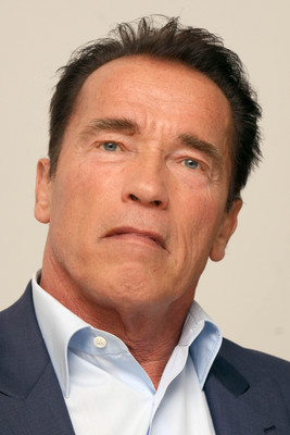 Arnold Schwarzenegger Poster 2377675