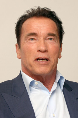 Arnold Schwarzenegger Poster 2377682