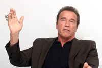 Arnold Schwarzenegger Longsleeve T-shirt #2492749