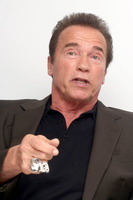 Arnold Schwarzenegger Longsleeve T-shirt #2492755