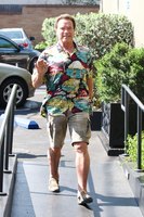 Arnold Schwarzenegger Longsleeve T-shirt #3060407