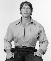 Arnold Schwarzenegger Longsleeve T-shirt #3657774