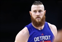 Aron Baynes mug #G1616038