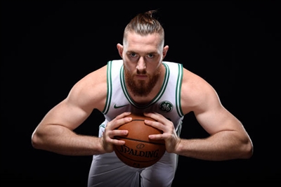 Aron Baynes Mouse Pad 3373834