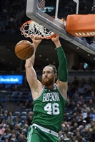 Aron Baynes Sweatshirt #3373844