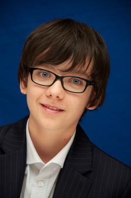Asa Butterfield Mouse Pad 2426140