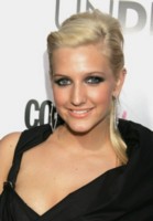 Ashlee Simpson Longsleeve T-shirt #1274732