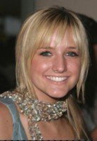 Ashlee Simpson Tank Top #1290343