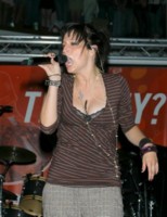 Ashlee Simpson Longsleeve T-shirt #1290369