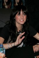 Ashlee Simpson Longsleeve T-shirt #1292084