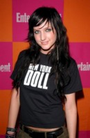 Ashlee Simpson Longsleeve T-shirt #1292178