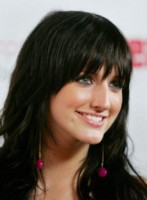 Ashlee Simpson Longsleeve T-shirt #1292191