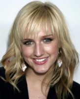 Ashlee Simpson Longsleeve T-shirt #1292293