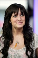 Ashlee Simpson Longsleeve T-shirt #1294041
