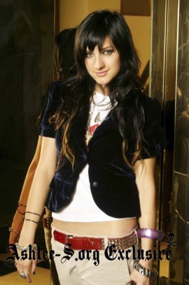 Ashlee Simpson posters