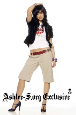 Ashlee Simpson posters
