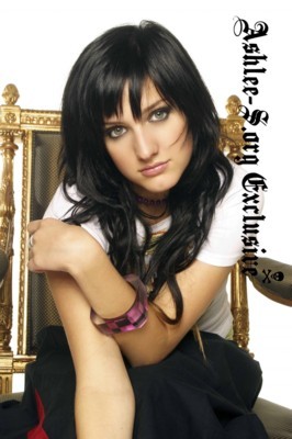 Ashlee Simpson posters