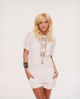 Ashlee Simpson Sweatshirt #2068831