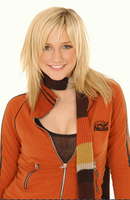 Ashlee Simpson Longsleeve T-shirt #2068888