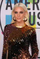 Ashlee Simpson Tank Top #2909131