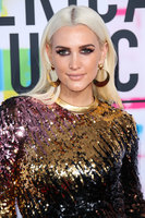 Ashlee Simpson Longsleeve T-shirt #2909159