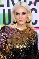 Ashlee Simpson magic mug #G1151266