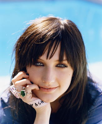 Ashlee Simpson posters
