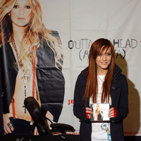 Ashlee Simpson hoodie #3719304