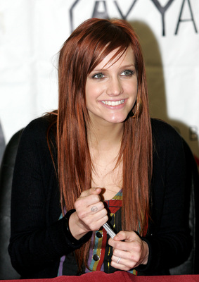 Ashlee Simpson posters