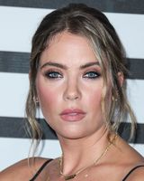 Ashley Benson mug #G2520672