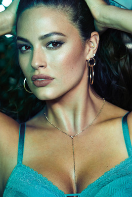 Ashley Graham Poster 2699127